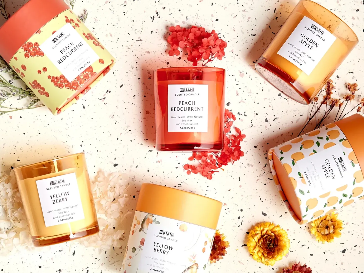 Beliani Set di 3 Candele Profumate COLORFUL BARREL Cera di Soia Note fruttate Giallo Arancione Rosso