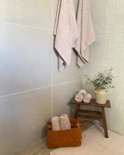 Outlet Beliani Set di 2 cestini SIPPAR Pelle sintetica dorato Marrone