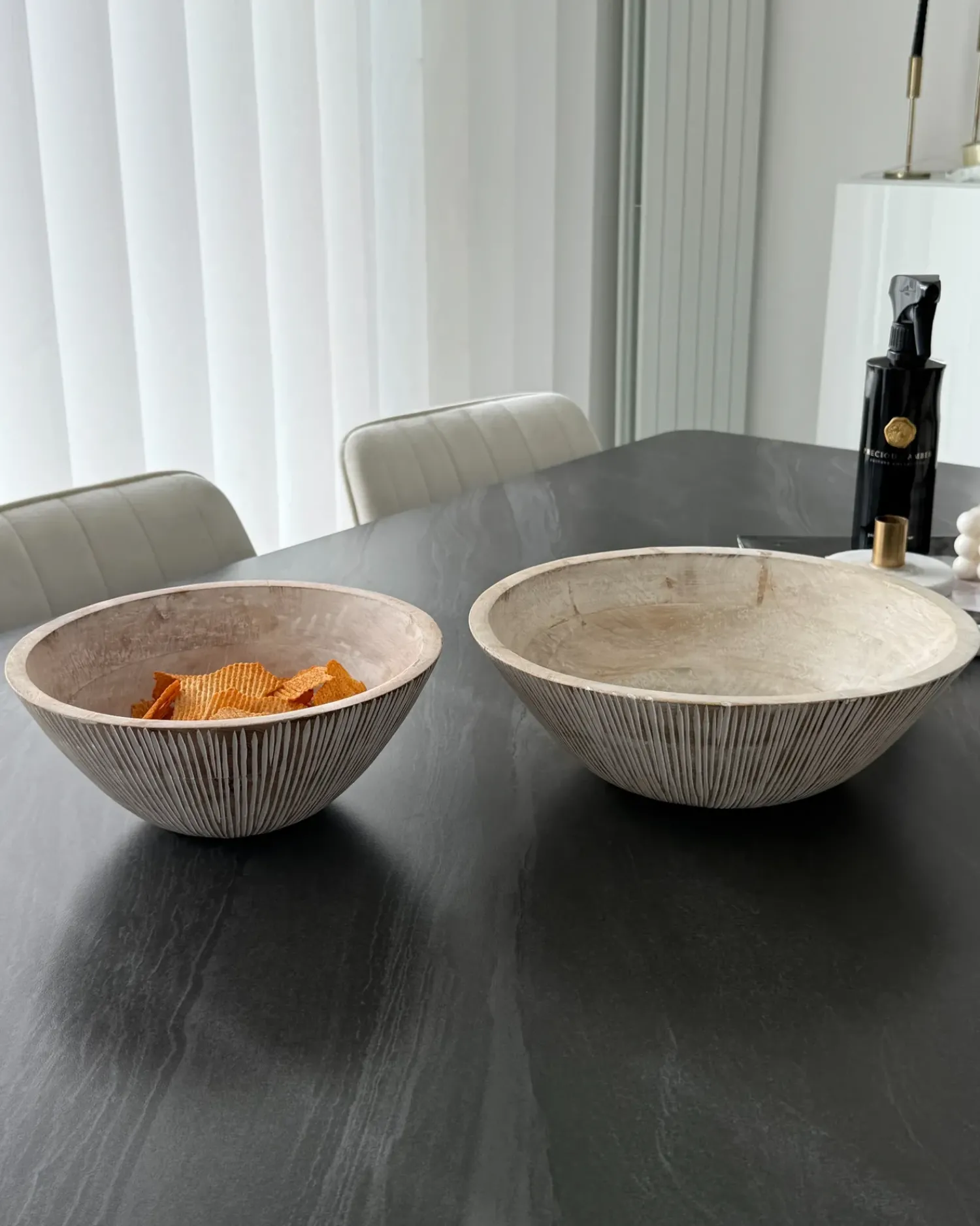 Outlet Beliani Set di 2 ciotole decorative SIWA Legno di mango chiaro Marrone