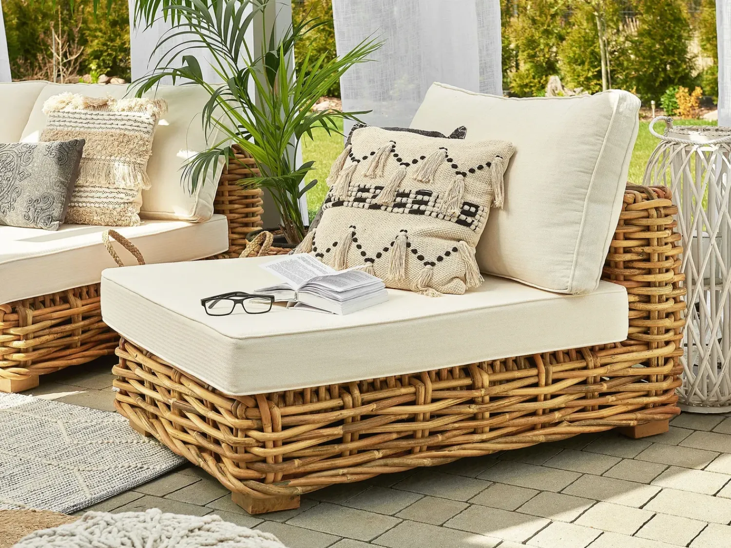 Best Beliani Set di copricuscini per esterni VARALLO sporco Bianco