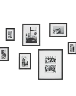 Best Beliani Set di 7 cornici per foto ZINARE Motivo urbano Nero