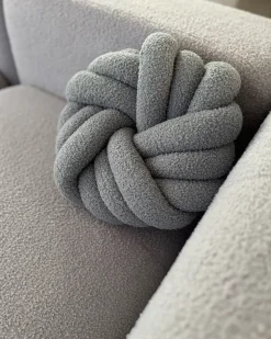 Sale Beliani Set di 2 cuscini AKOLA Bouclé 31 x 31 cm Tinta unita Grigio