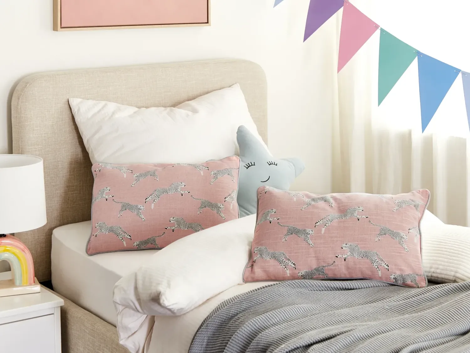 Best Beliani Set di 2 cuscini ARALES Cotone Rosa pastello Trama animale Bianco Grigio Nero Rosa