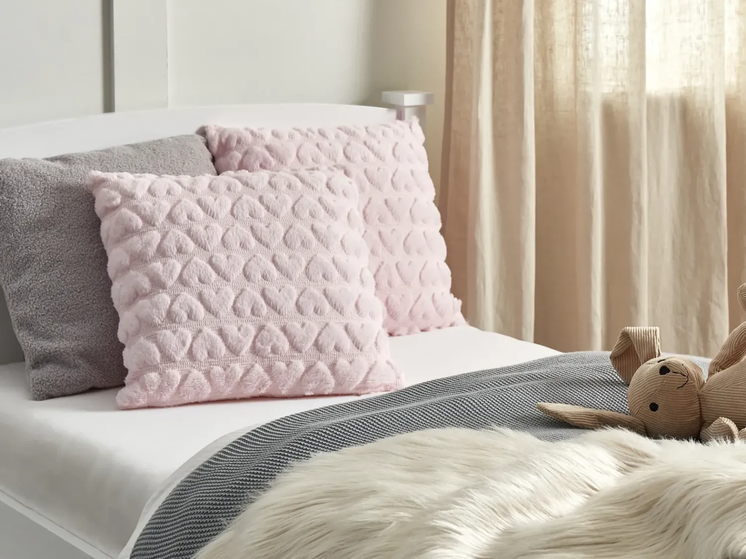 Best Beliani Set di 2 cuscini ASTRANTIA 45 x 45 cm Rosa