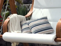 Beliani Set di 2 cuscini da esterno KASTOS A strisce Tortora Beige Blu Marrone Multicolore