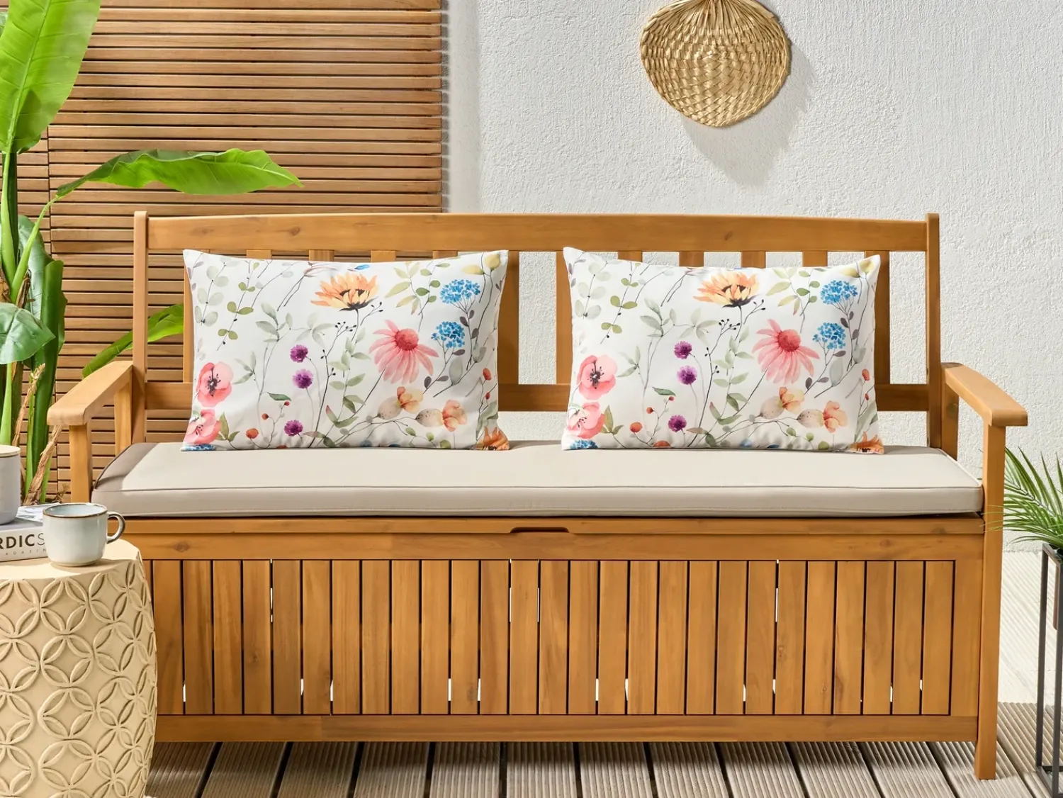 Beliani Set di 2 cuscini da esterno MONESI Trama floreale Multicolore Bianco Multicolore