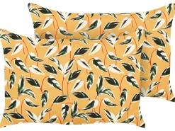 Clearance Beliani Set di 2 cuscini da esterno TAGGIA Trama di piante Giallo Bianco Giallo Verde Multicolore