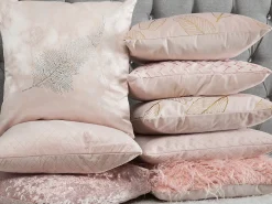 New Beliani Set di 2 cuscini DAISY Finta pelliccia 45 x 45 cm Tinta unita Rosa