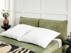 Sale Beliani Set di 2 cuscini da letto TRIGLAV Basso Poliestere 80 x 80 cm Bianco
