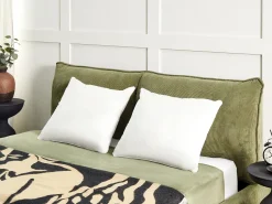 Hot Beliani Set di 2 cuscini da letto TRIGLAV Alto Poliestere 50 x 60 cm Bianco
