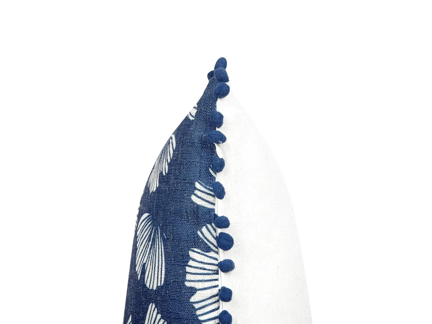Best Beliani Set di 2 cuscini DANDELION 45 x 45 cm Blu scuro Trama di piante Bianco Blu