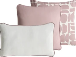 Beliani Set di 3 cuscini decorativi PENTACE Cotone 30 x 50 cm 45 x 45 cm Tinta unita Rosa