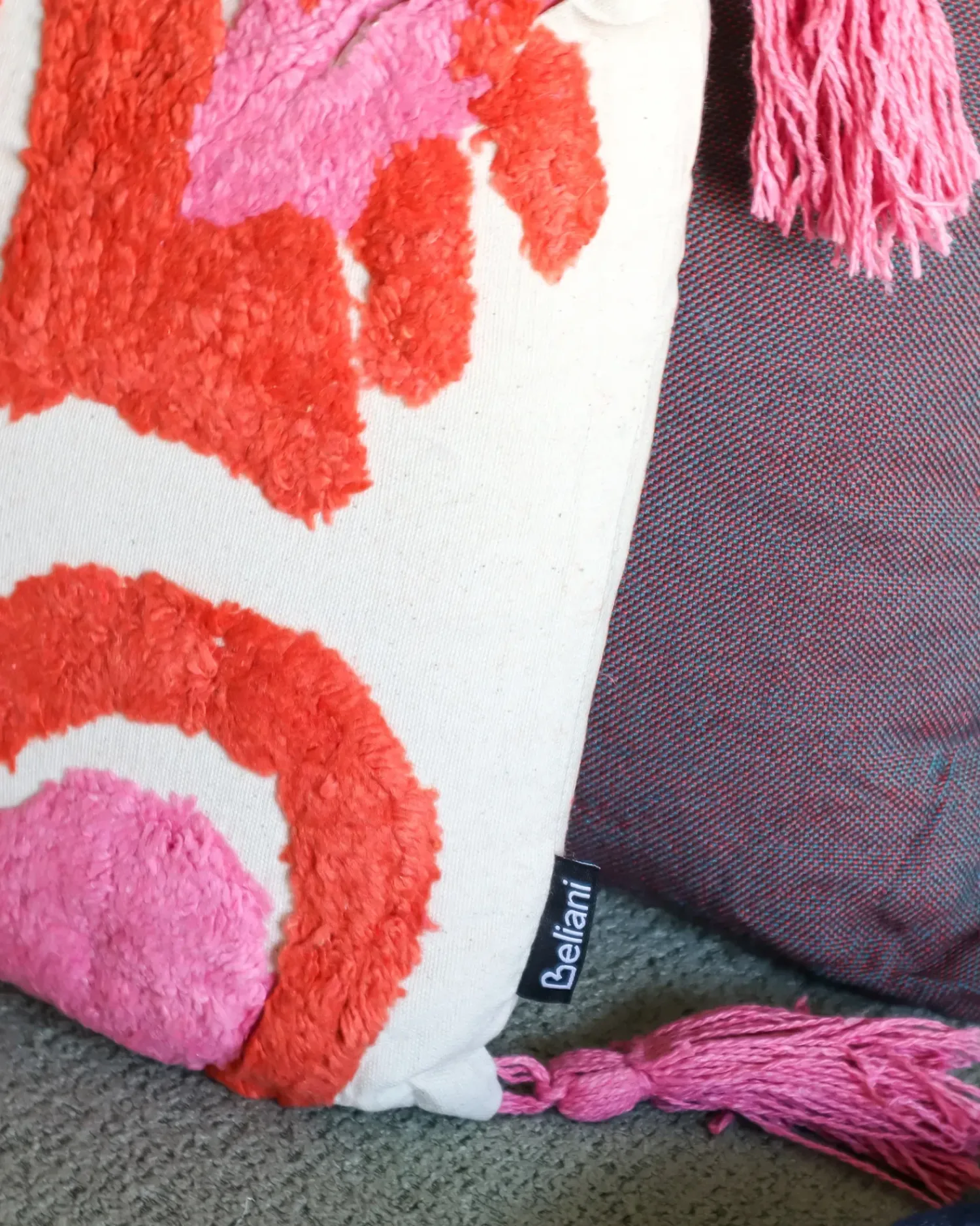 Online Beliani Set di 2 cuscini FRAKSINUS Cotone 30 x 50 cm Rosa Trama geometrica Bianco Rosa Rosso