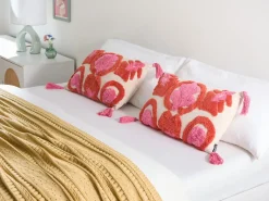 Online Beliani Set di 2 cuscini FRAKSINUS Cotone 30 x 50 cm Rosa Trama geometrica Bianco Rosa Rosso