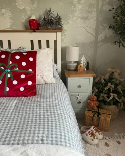 Online Beliani Set di 2 cuscini GUMDROP Velluto 45 x 45 cm Rosso Modello natalizio Bianco Rosso Verde