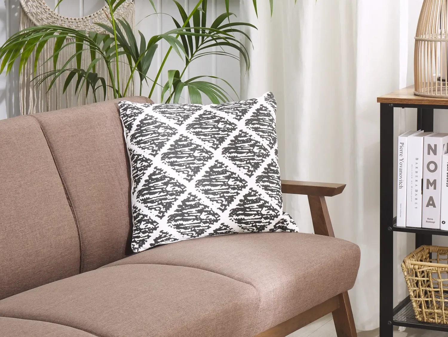 Discount Beliani Set di 2 cuscini HAZRO Cotone 45 x 45 cm Nero Trama geometrica Bianco Nero
