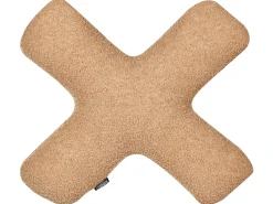 Outlet Beliani Set di 2 cuscini HESPERIS Bouclé chiaro Tinta unita Marrone