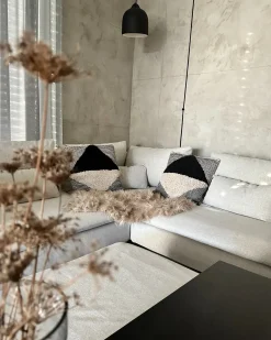 Best Beliani Set di 2 cuscini KHORA Cotone 50 x 50 cm Nero Trama geometrica Beige Nero