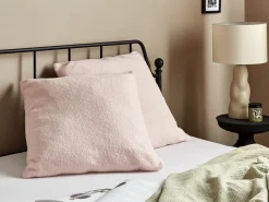 Beliani Set di 2 cuscini LEUZEA Bouclé pastello Tinta unita Rosa