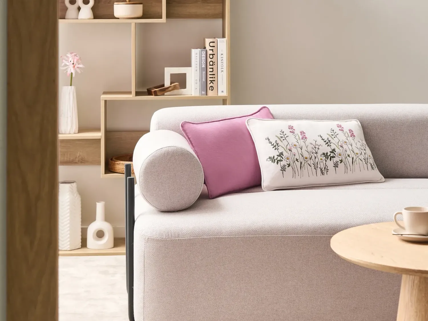 Clearance Beliani Set di 2 cuscini MADHUCA Cotone 30 x 50 cm Bianco Trama floreale Bianco Rosa