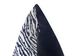 Discount Beliani Set di 2 cuscini MANETTI 45 x 45 cm Nero/Bianco Trama animale Bianco Nero