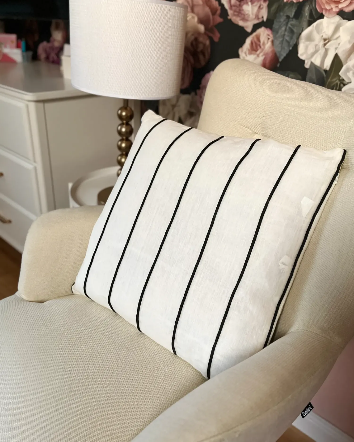 Discount Beliani Set di 2 cuscini MILAS Lino 50 x 50 cm Nero/Bianco A strisce Bianco Nero