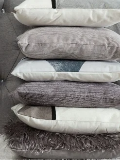 Outlet Beliani Set di 2 cuscini NOLANA 45 x 45 cm Tinta unita Grigio