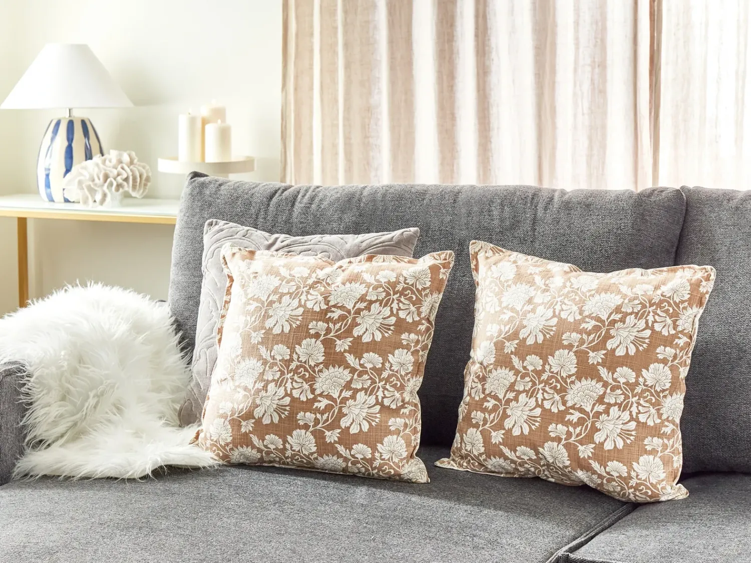 Best Beliani Set di 2 cuscini NOTELEA Cotone 45 x 45 cm Beige Trama floreale Beige Bianco
