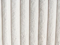 Discount Beliani Set di 2 cuscini RAKYA Finta pelliccia 45 x 45 cm chiaro A strisce Beige