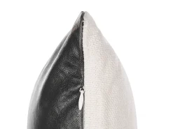 Outlet Beliani Set di 2 cuscini SVEN 45 x 45 cm Nero Modello natalizio Bianco Nero