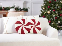 Outlet Beliani Set di 2 cuscini SWIRL CANDY Bouclé 40 x 40 cm Rosso Bianco Rosso