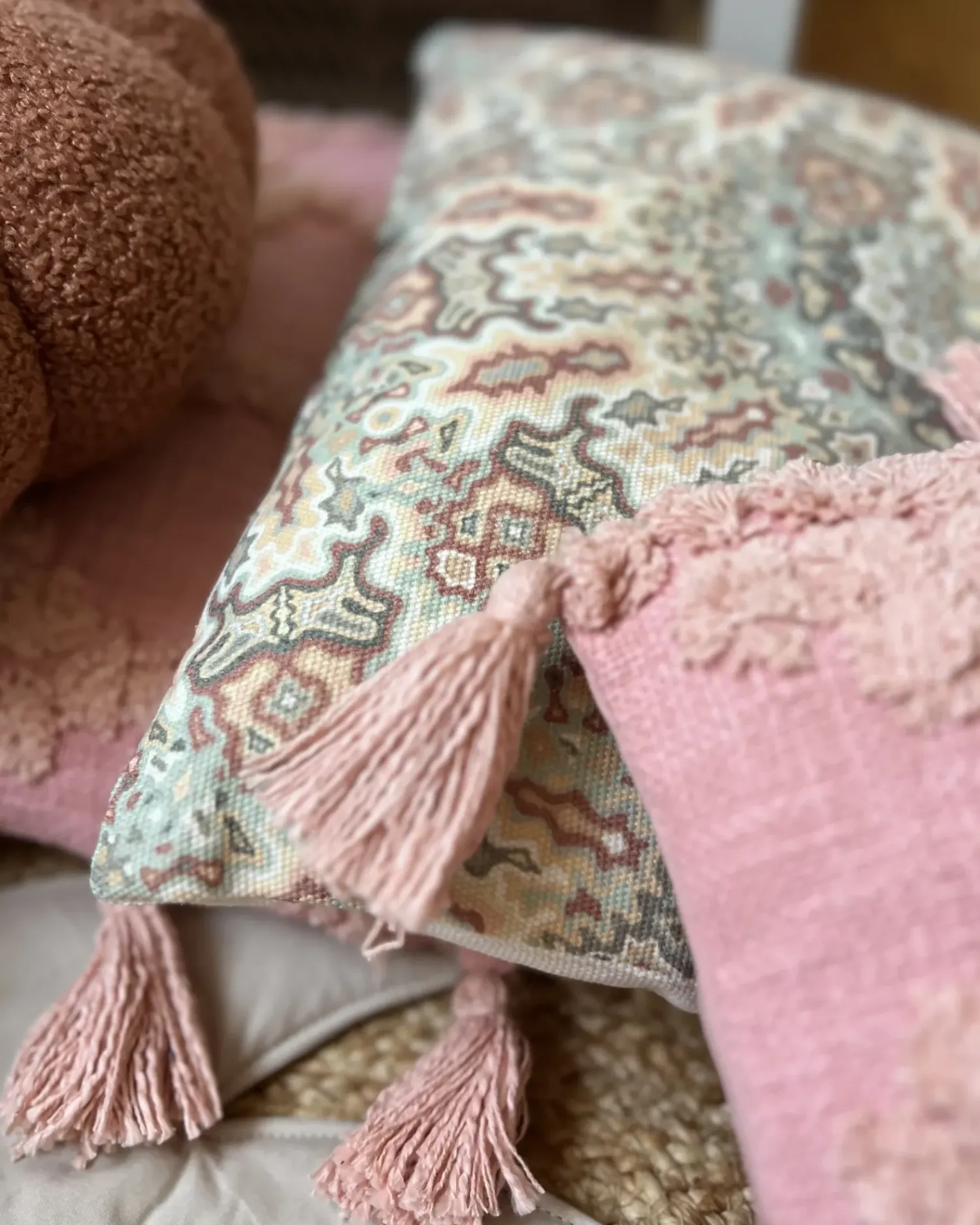 Discount Beliani Set di 2 cuscini TORENIA Cotone 45 x 45 cm Trama geometrica Rosa
