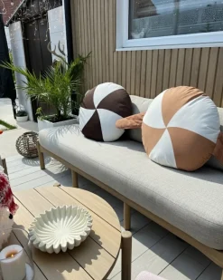 Outlet Beliani Set di 2 cuscini WHIRL CANDY Tessuto 60 x 60 cm Marrone/Bianco Modello natalizio Bianco Marrone