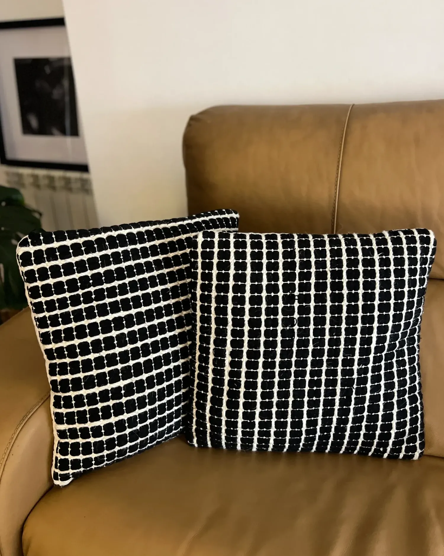 Sale Beliani Set di 2 cuscini YONCALI Cotone 45 x 45 cm Nero Trama a scacchi Bianco Nero