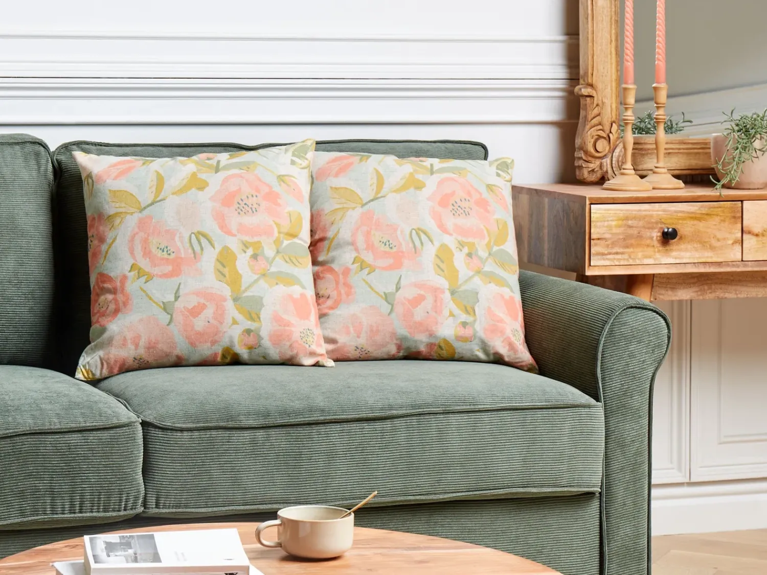 New Beliani Set di 2 cuscini ZAHRIYE 45 x 45 cm Rosa Trama floreale Rosa Blu Verde