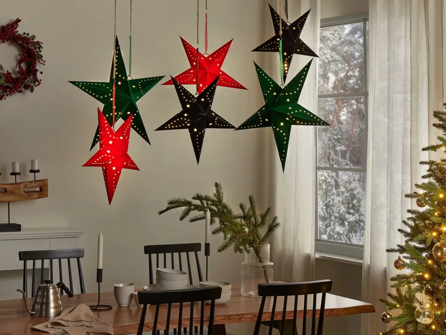 Beliani Set di 2 decorazioni da appendere LED MOTTI Stella smeraldo Verde