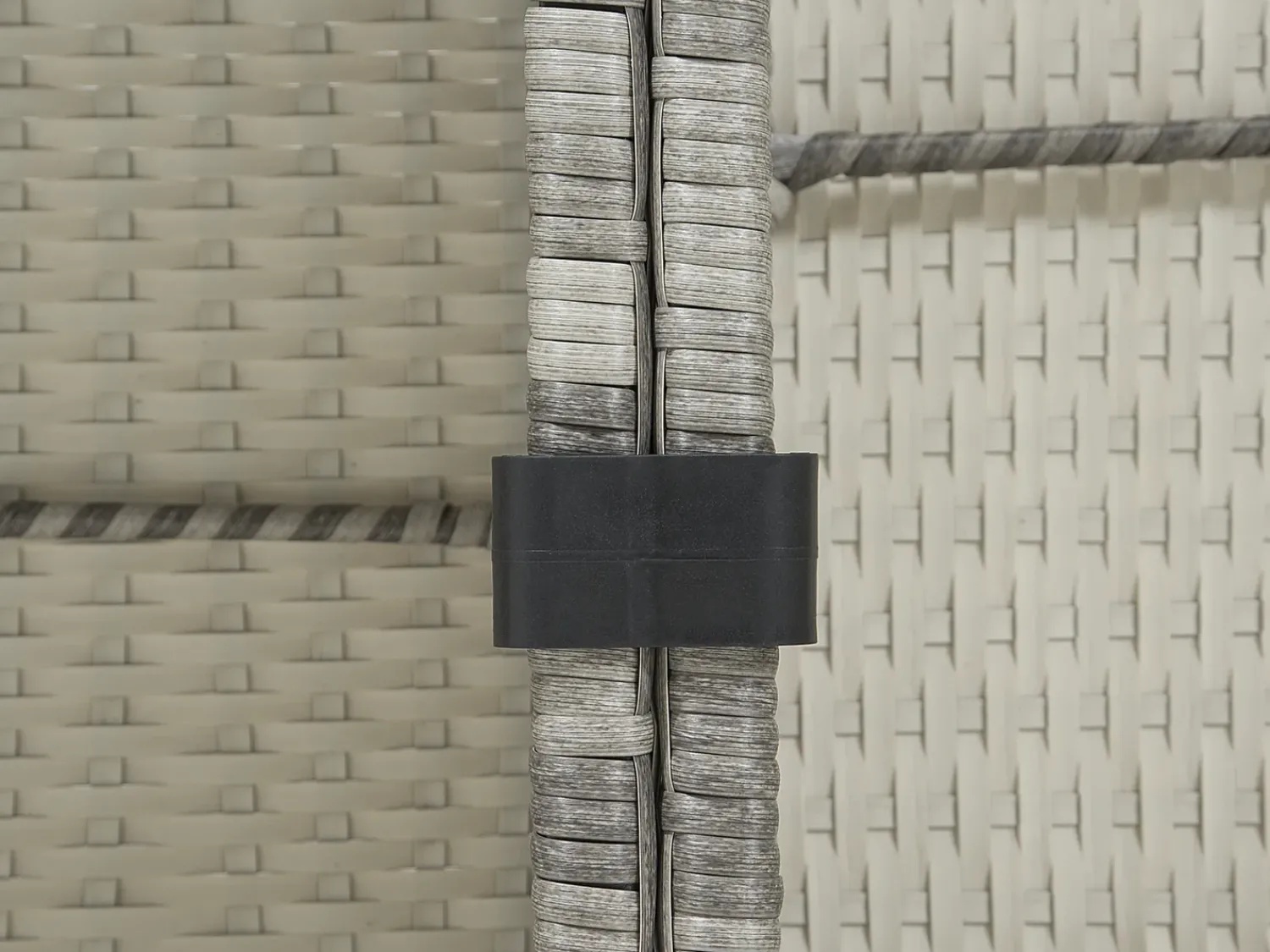 Outlet Beliani Set di divani angolari da giardino 4 posti AVOLA Lato Sinistro Rattan sintetico (PE) Grigio
