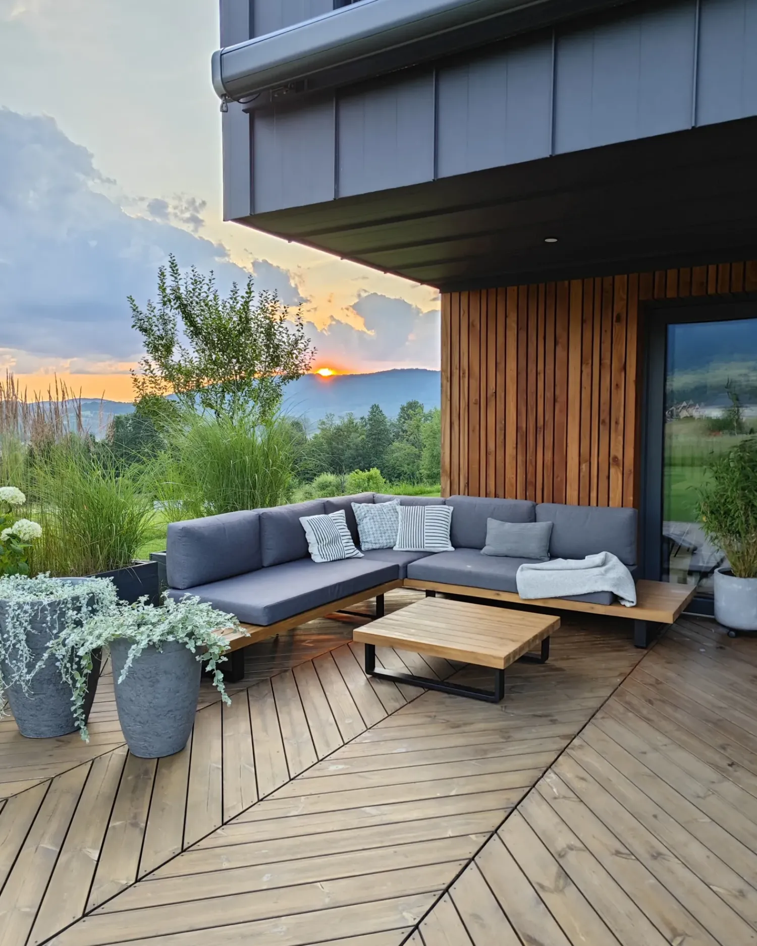 Online Beliani Set di divani angolari da giardino 5 posti MYKONOS Lato destro Legno di acacia certificato Grigio scuro Marrone Grigio