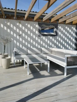 Hot Beliani Set di divani angolari da giardino 4 posti BORELLO Lato Sinistro Metallo Beige Bianco Beige Marrone