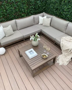 Discount Beliani Set di divani angolari da giardino 5 posti TIMOR Modulare Legno di acacia certificato Marrone scuro Beige Grigio Marrone