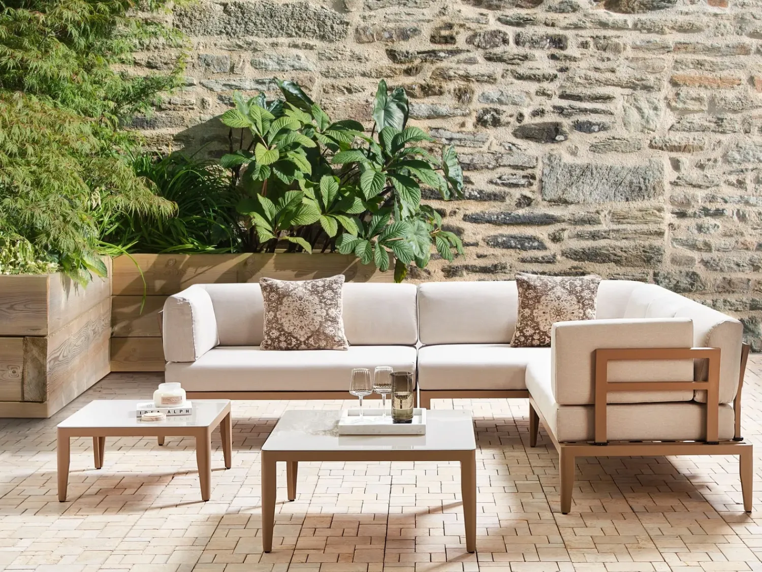 Discount Beliani Set di divani angolari da giardino 6 posti RIMA III Lato Sinistro Modulare Metallo chiaro Beige