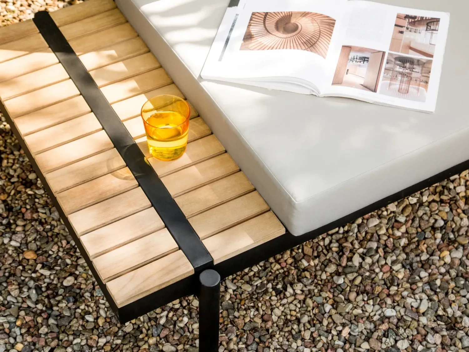 Online Beliani Set di divani angolari da giardino 5 posti BELLARIVA Legno d'eucalipto Bianco sporco Bianco Marrone Nero