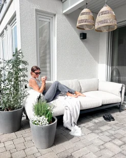 Beliani Set di divani da giardino 5 posti ESPERIA Metallo Grigio Grigio Nero