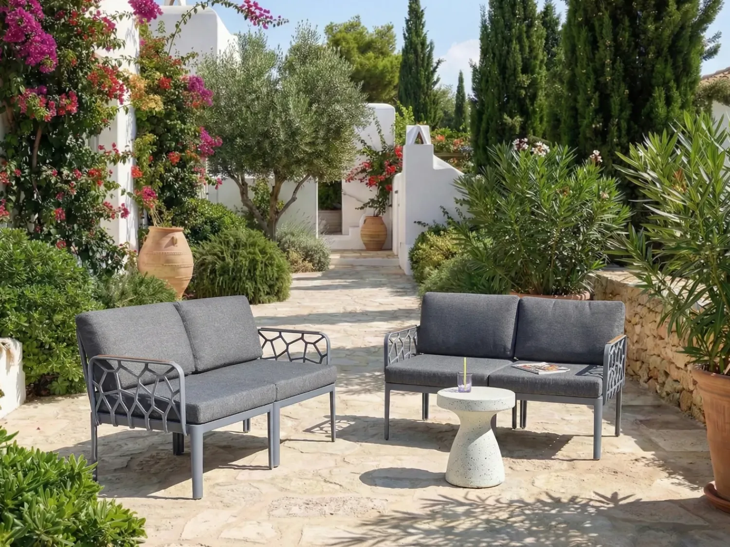 Hot Beliani Set di divani da giardino 4 posti ERICHE Grigio scuro Marrone Grigio