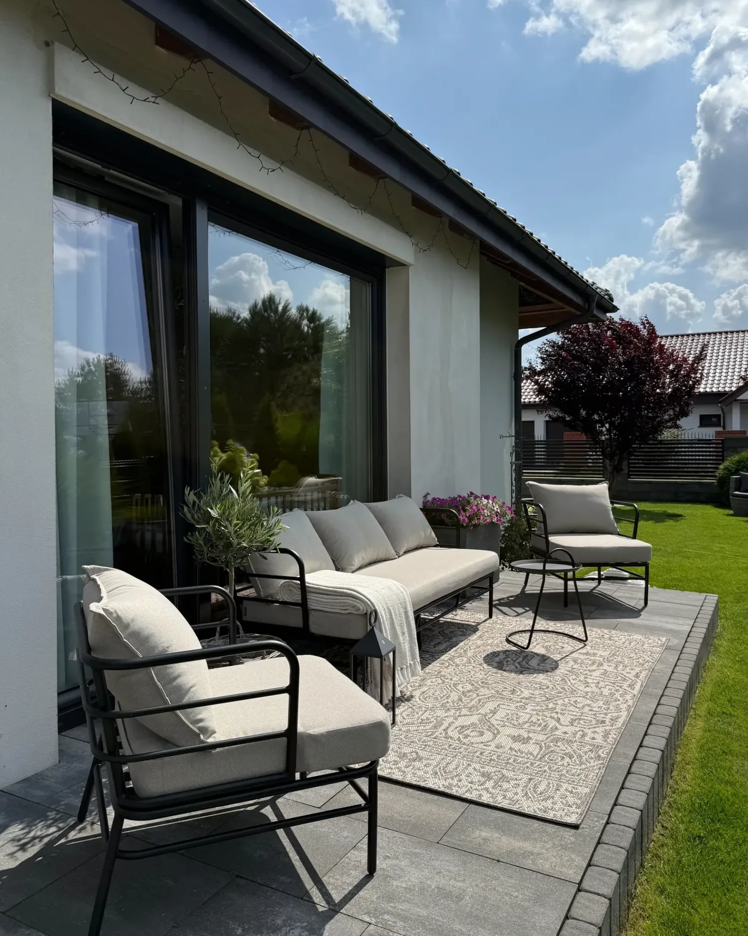 Best Beliani Set di divani da giardino 5 posti PONZONE Metallo Beige chiaro Beige Nero