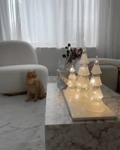 Hot Beliani Set di 3 figure LED KIERINKI Albero di Natale 22/27/33 cm Bianco Bianco Trasparente