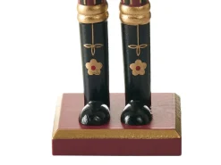 Outlet Beliani Set di 3 figure LJUSNAN Schiaccianoci 30 cm Verde scuro Nero Rosso Verde