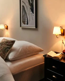 Best Beliani Set di 2 lampade da parete TOLKA Metallo Bianco Bianco Oro