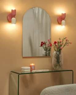 Beliani Set di 2 lampade da parete TOPI Metallo Rosa pastello Bianco Rosa