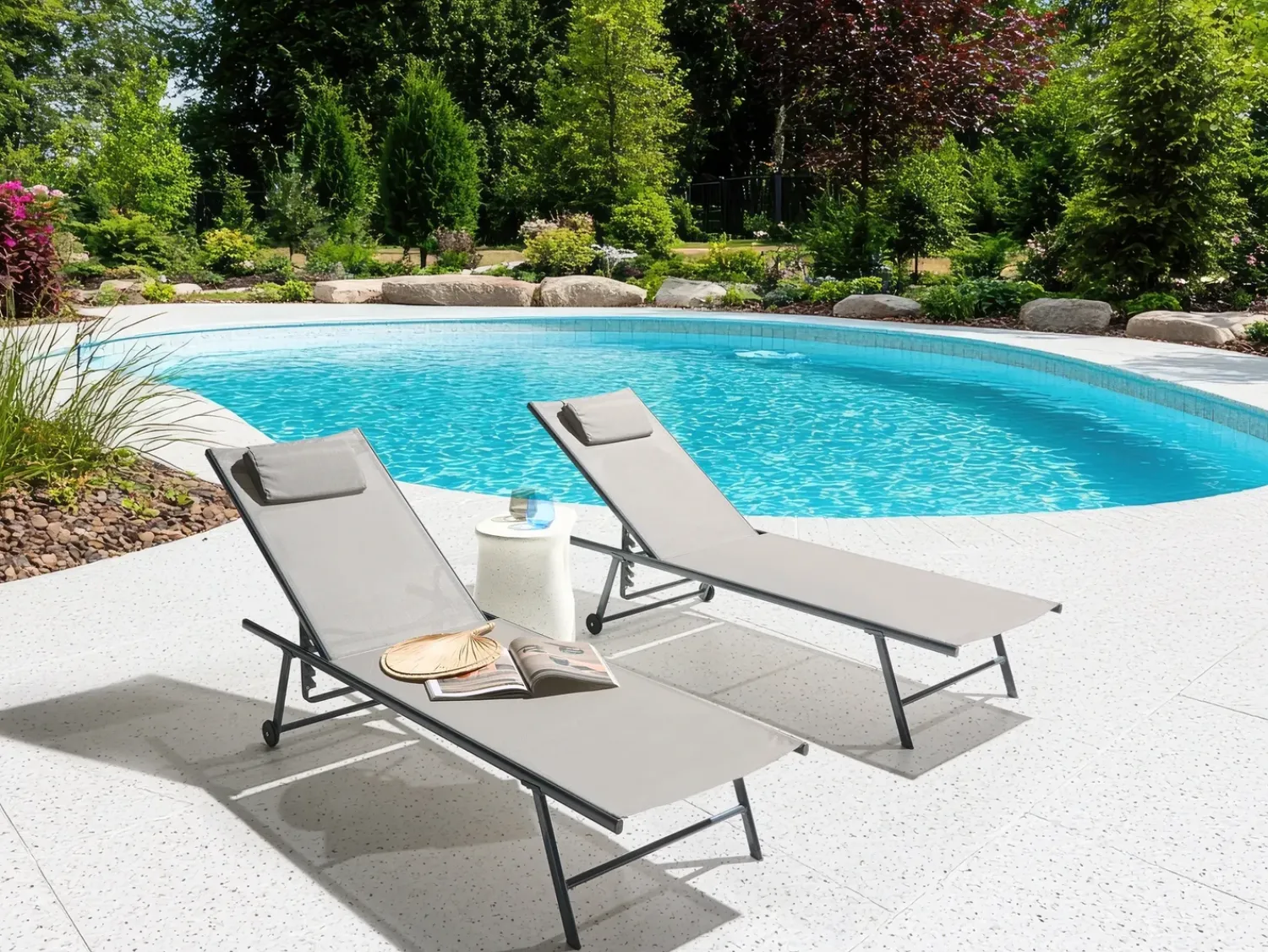 New Beliani Set di 2 Lettini Prendisole SORONI Metallo chiaro Grigio